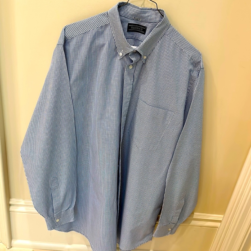 CUSTOM MADE SAVILE ROW TAILORS MENS BUTTON DOWN SHIRT IN BLUE AND WHITE PATTERN